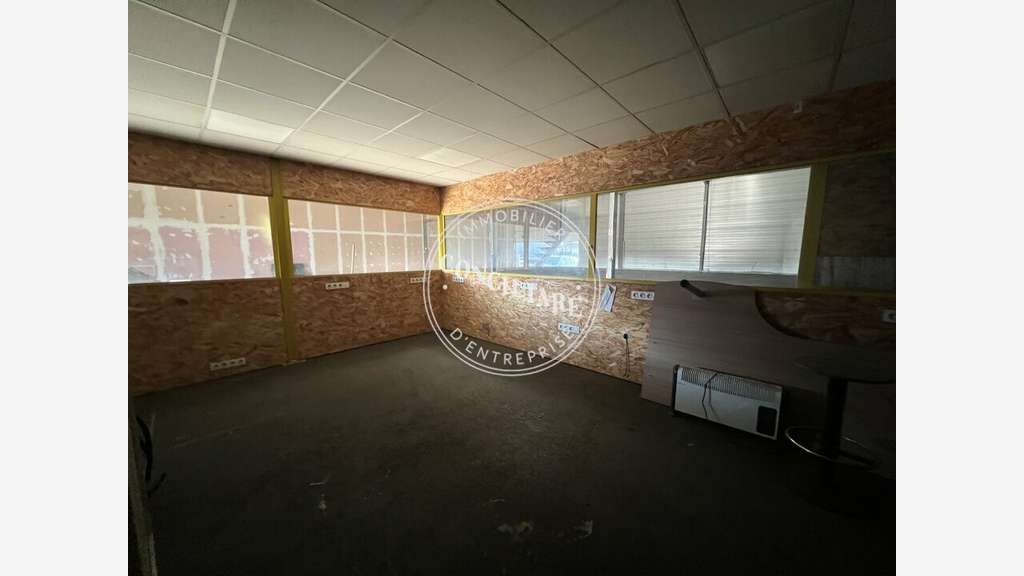 Entrepôt 770m² à louer secteur Beaupuy Mondouzil