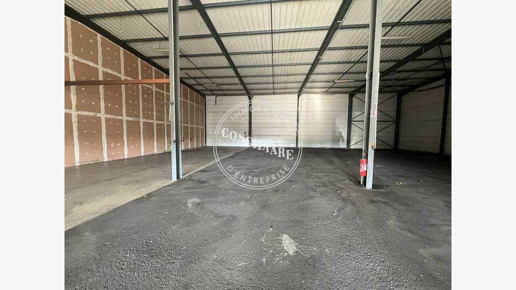Entrepôt 770m² à louer secteur Beaupuy Mondouzil