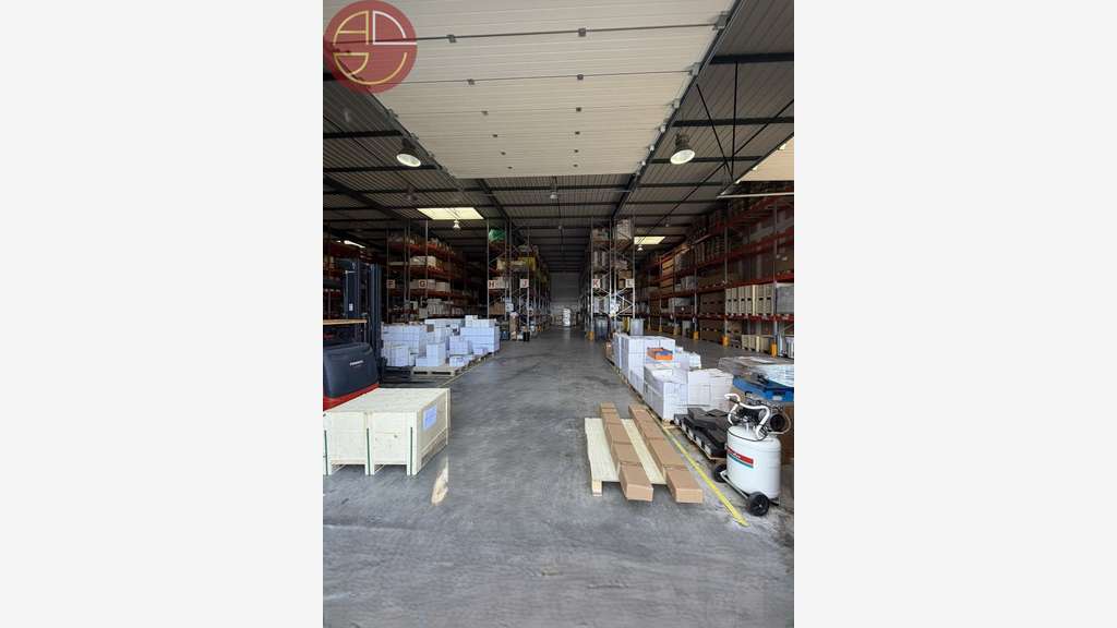 Location entrepôt avec bureaux 1 330m² à Beaupuy