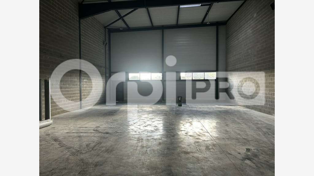A louer local activité neuf 300m² Beauvais Tilloy