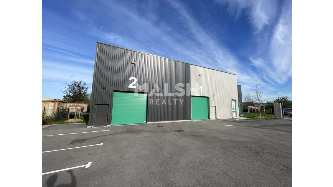 Local d'activités 150m² à louer à Beauvallon
