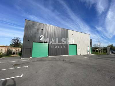 Local d'activités 150m² à louer à Beauvallon