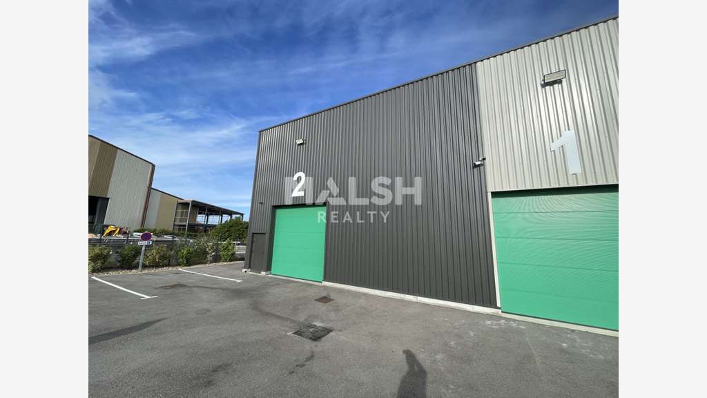 Local d'activités 150m² à louer à Beauvallon