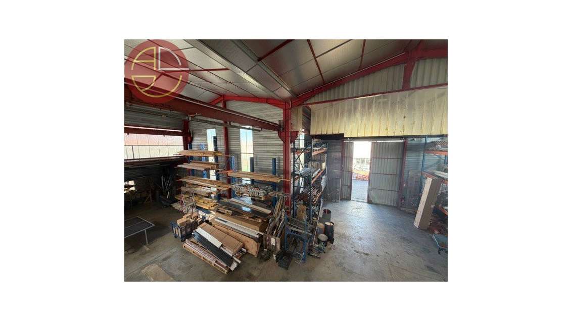 Entrepôt 650m² à louer à Beauzelle