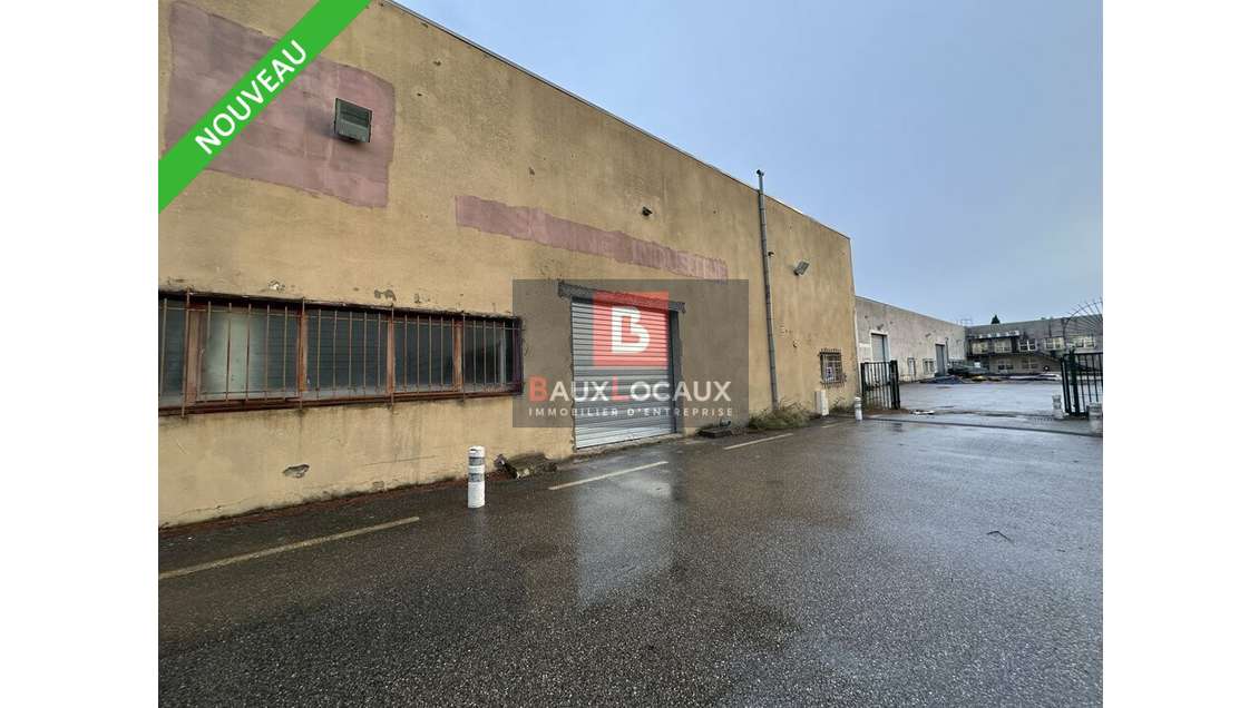 Local d'activité 283m² à louer ZA de Bédarrides