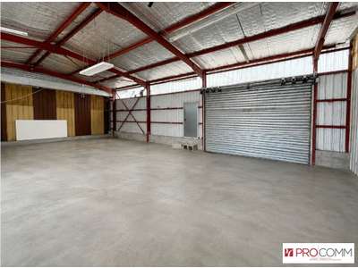 Location Locaux d'activités - Entrepôts à Bédarrides