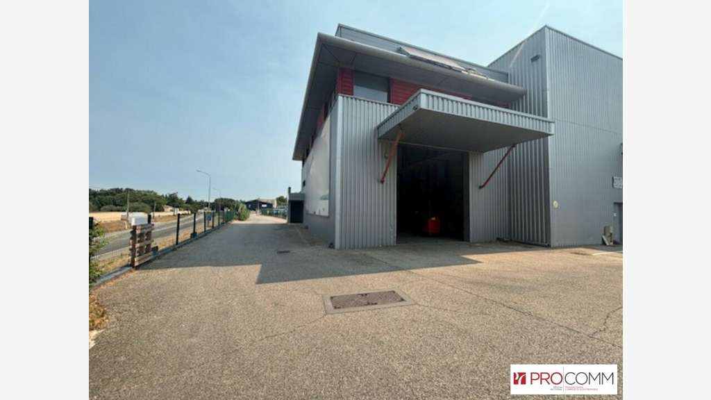 Local activités-bureaux 250m² à louer Bédarrides