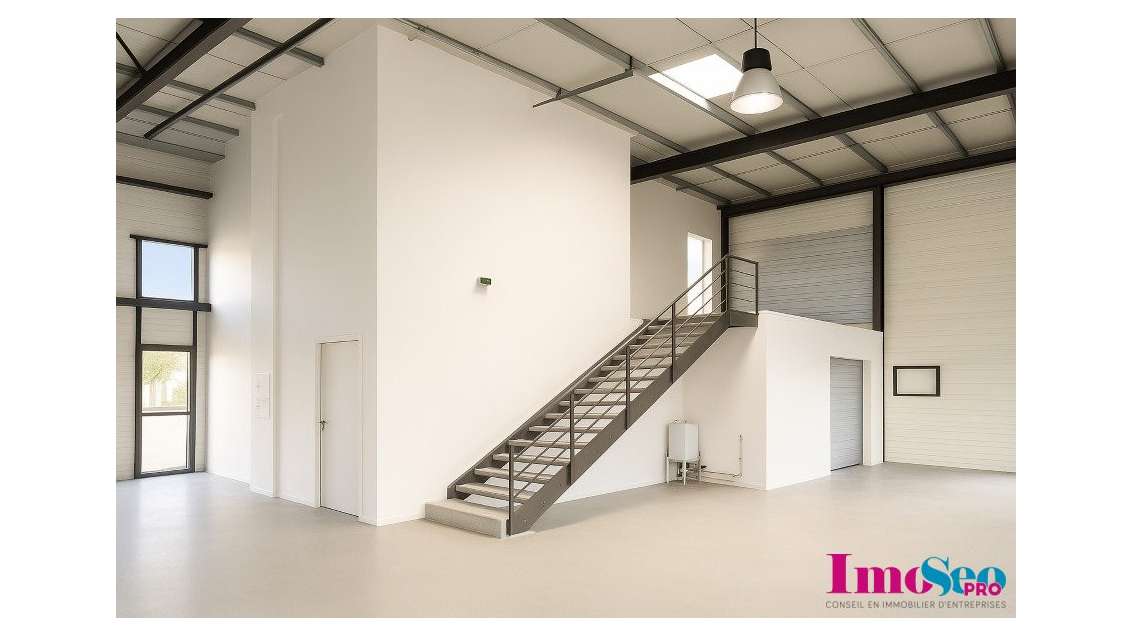 Entrepôt à louer Sortie n°21  rocade à Bègles