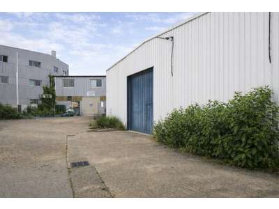 Location Locaux d'activités - Entrepôts à Bègles