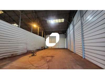 Location Locaux d'activités - Entrepôts à Bègles