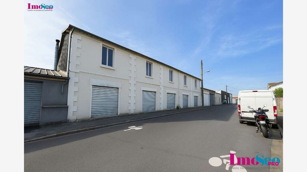 Entrepôt 90m² à louer proche accès rocades Bègles