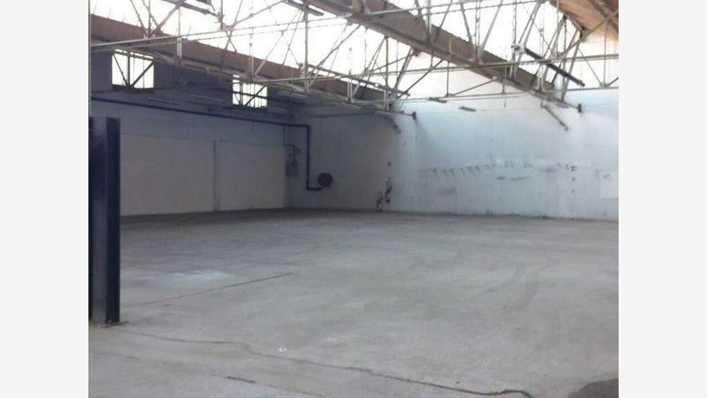 A louer local d'activités de 600m² à Belleville ZI