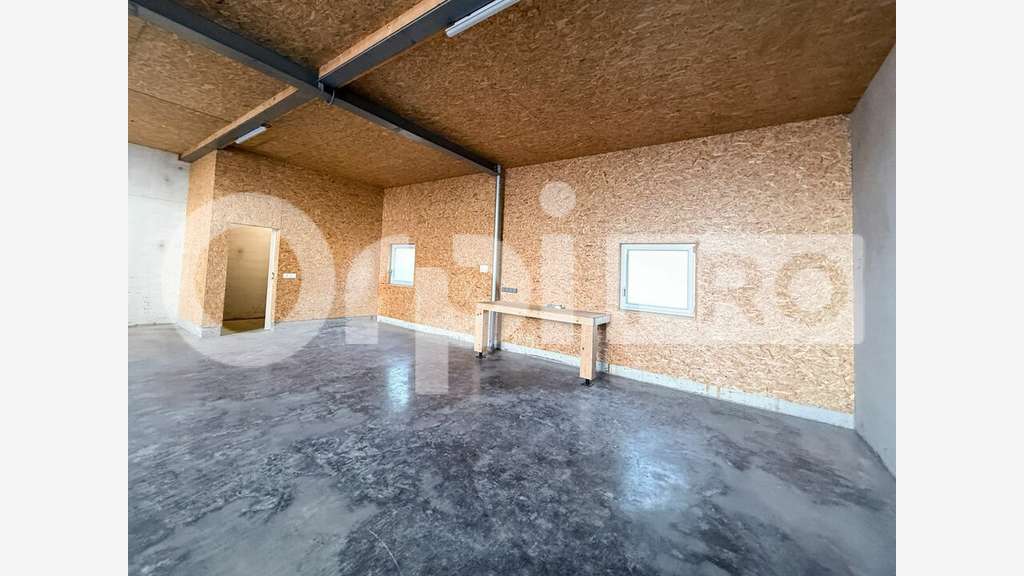 A louer local d'activité 200m² à Bénesse-Maremne