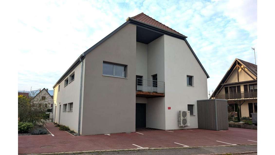 Location local 210m² empl stratégique à Bennwihr