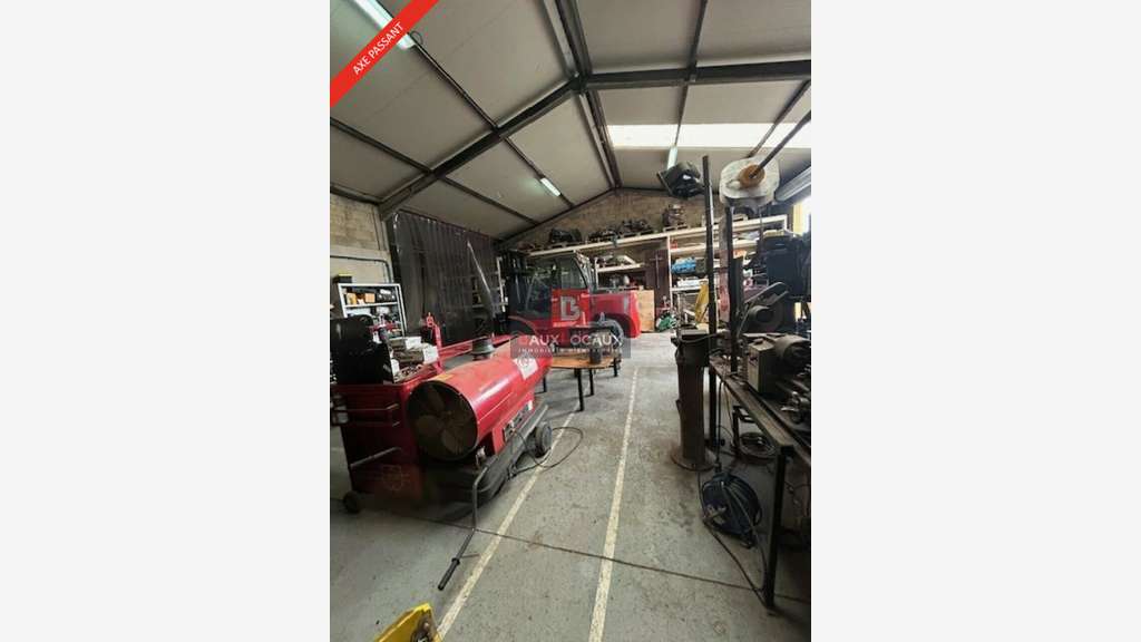 A louer local d'activité 225m² en ZI Berre-l'Étang