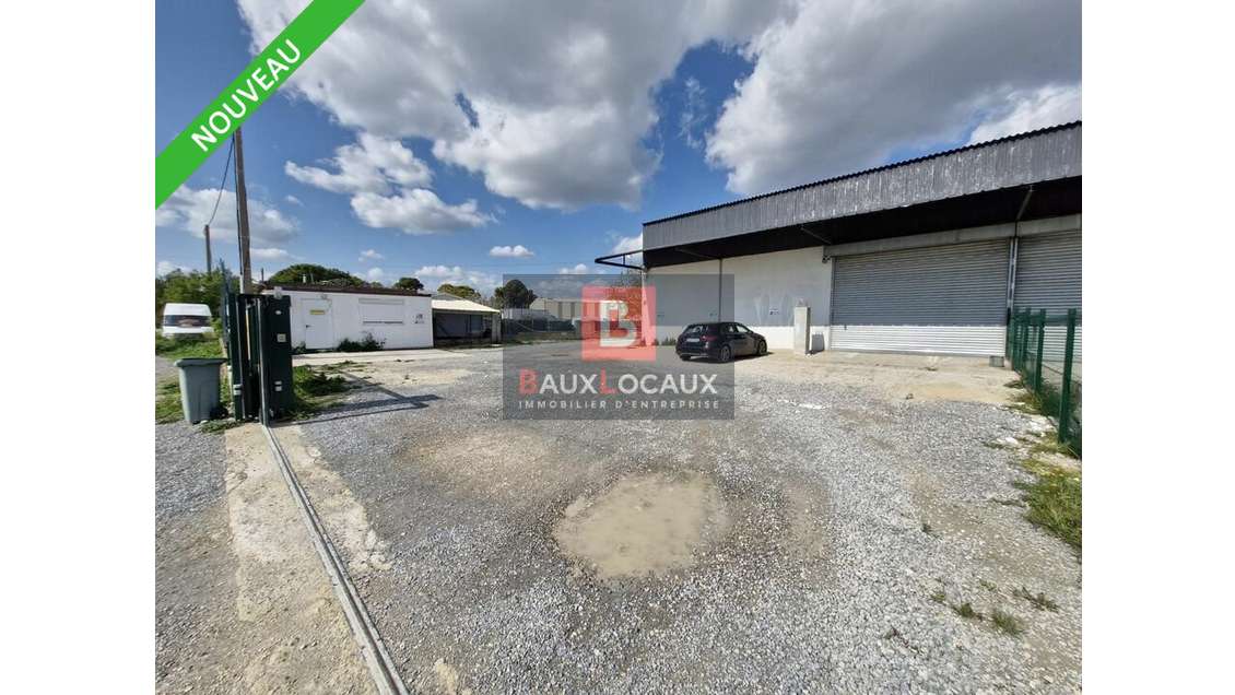 Loue local activités-bureaux 350m² à Berre l'Etang