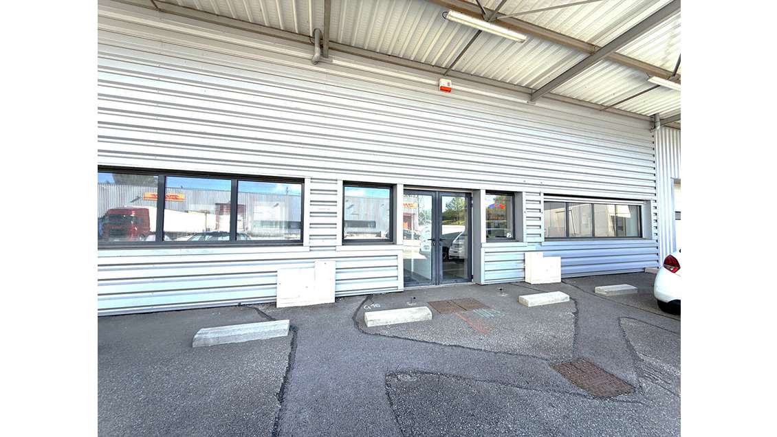 Local d'activité 409.12 m2 - A louer - BESANCON