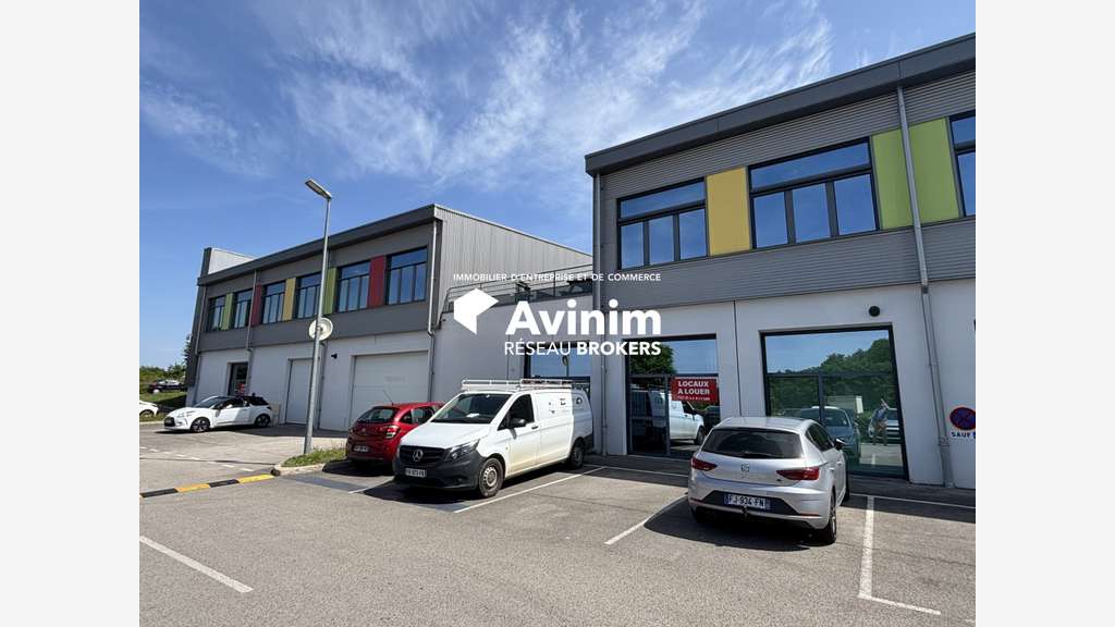 Local commercial / Professionnel 1382 m² divible