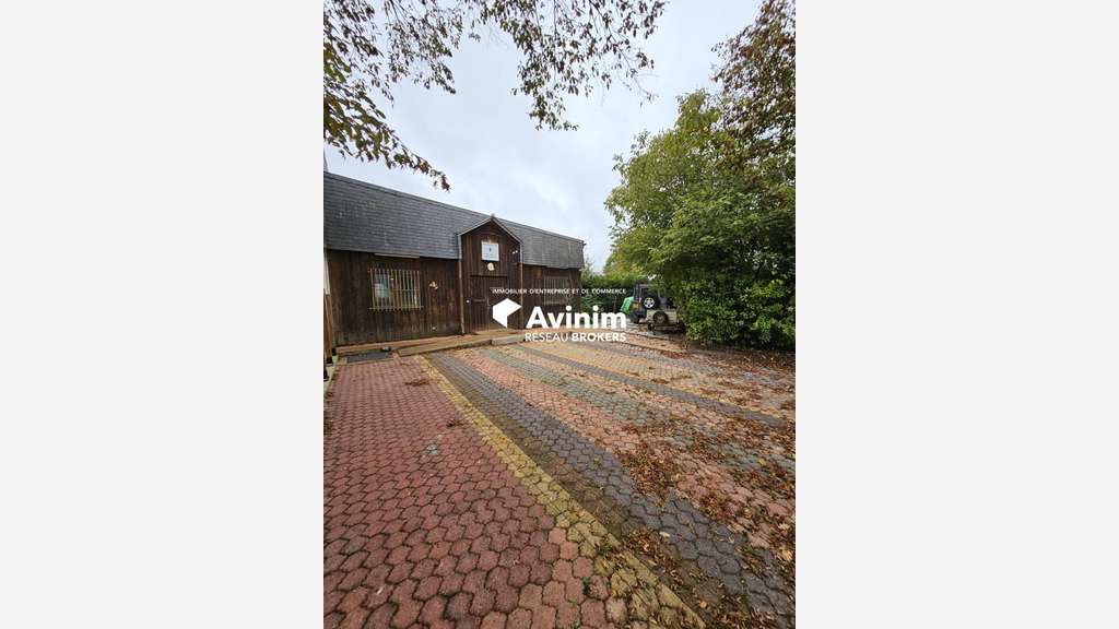 Immobilier Professionnel à louer Betton