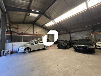 Location Locaux d'activités - Entrepôts à Beychac-et-Caillau