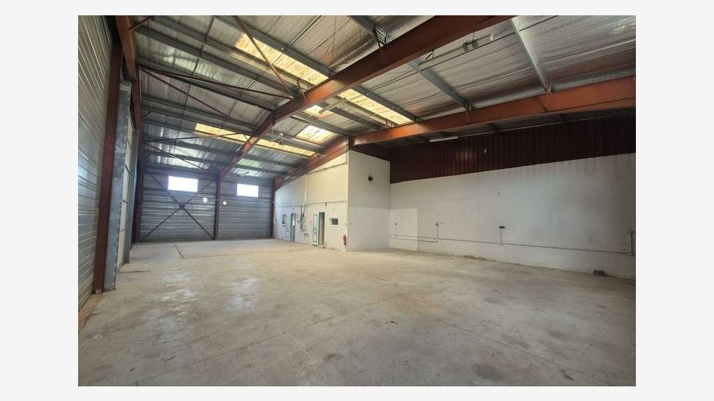 Local d'activité 350m² à louer Béziers ZA du Puech