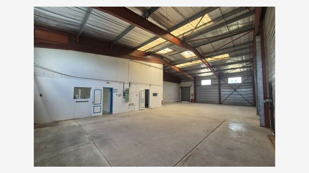 Local d'activité 350m² à louer Béziers ZA du Puech