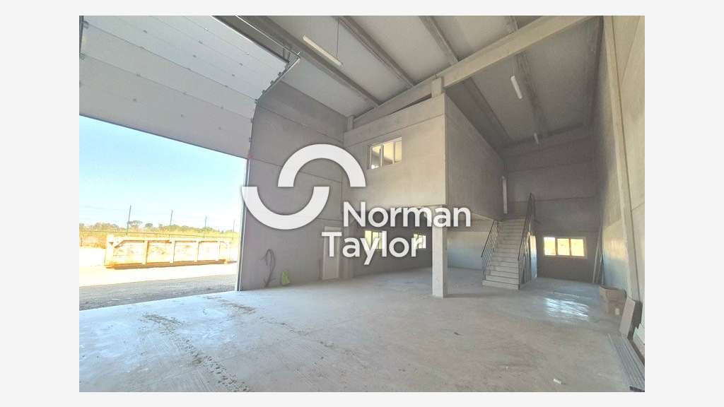 Locaux neufs 252m² chacun à louer à Béziers