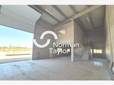 Locaux neufs 252m² chacun à louer à Béziers