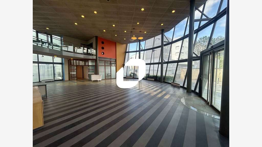 A louer Local d'activité 155m² Bezons