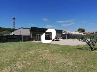 Location Locaux d'activités - Entrepôts à Bezouce