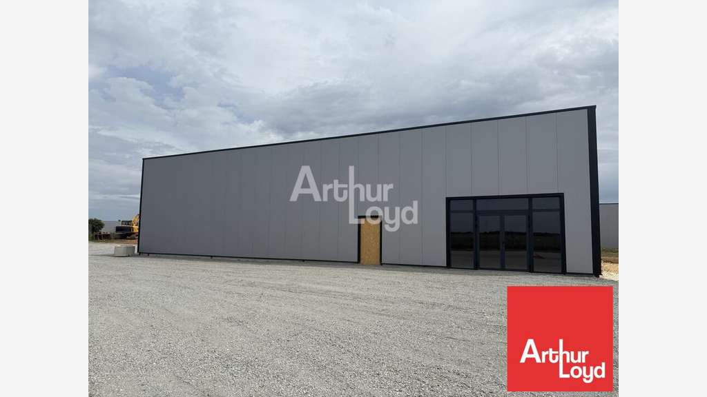 Local d'activité neuf à louer 363m² à Biard