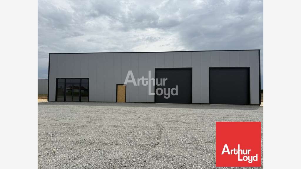 Local d'activité neuf à louer 363m² à Biard