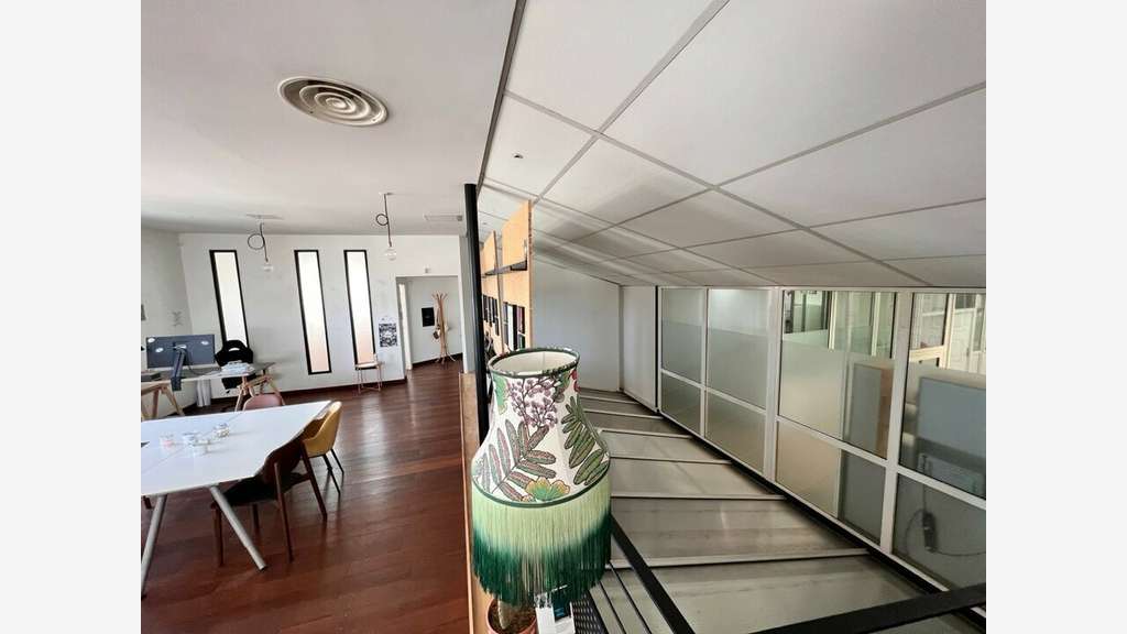 Location bel espace de 80m² à Biarritz