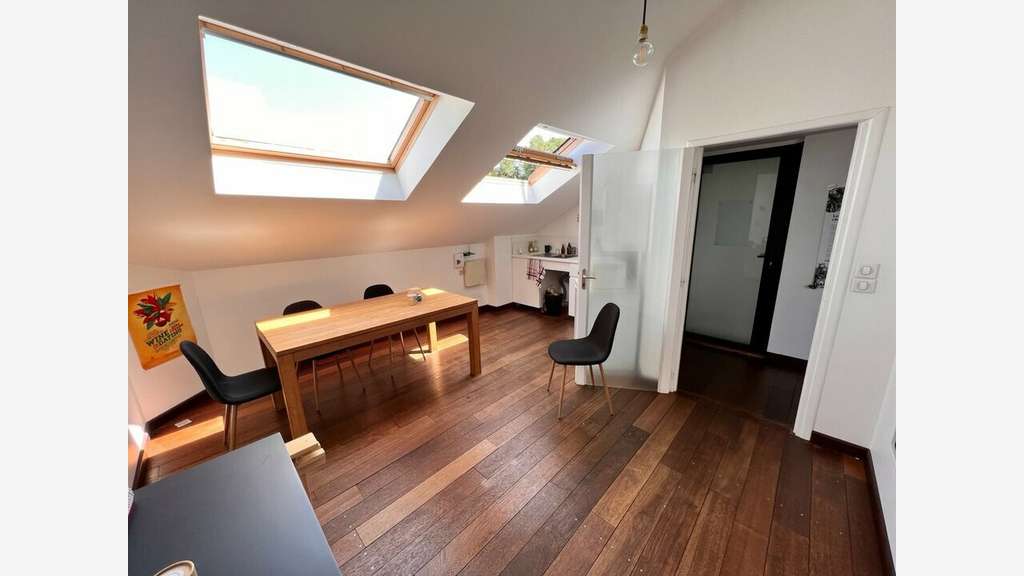 Location bel espace de 80m² à Biarritz