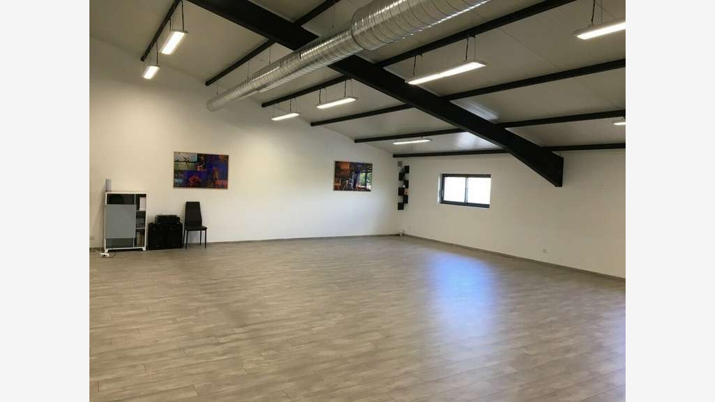 Location beau studio de danse 110m² à Biarritz
