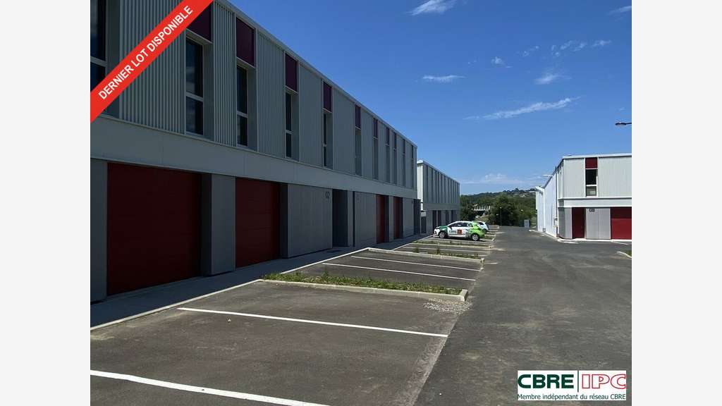 Location entrepôt 200m² à Bidart Bassilour