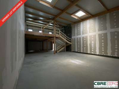 Location entrepôt 200m² à Bidart Bassilour