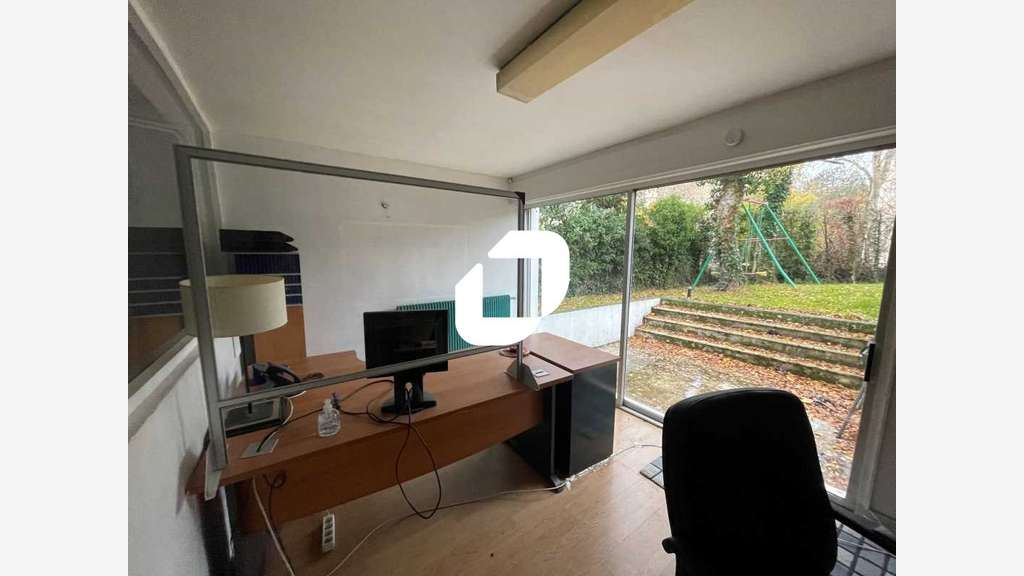 A louer Local d'activité 190m² Bievres