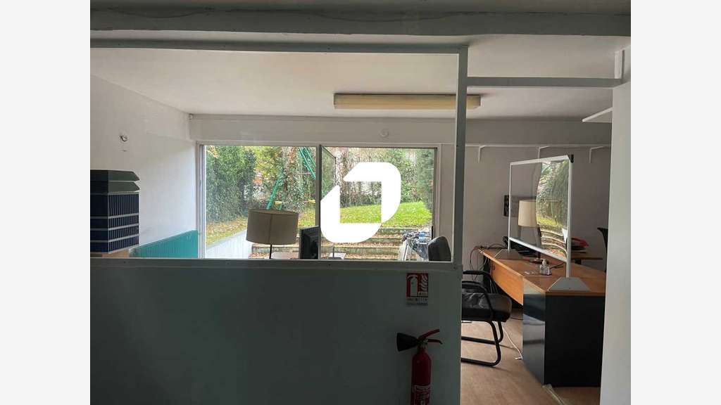 A louer Local d'activité 190m² Bievres