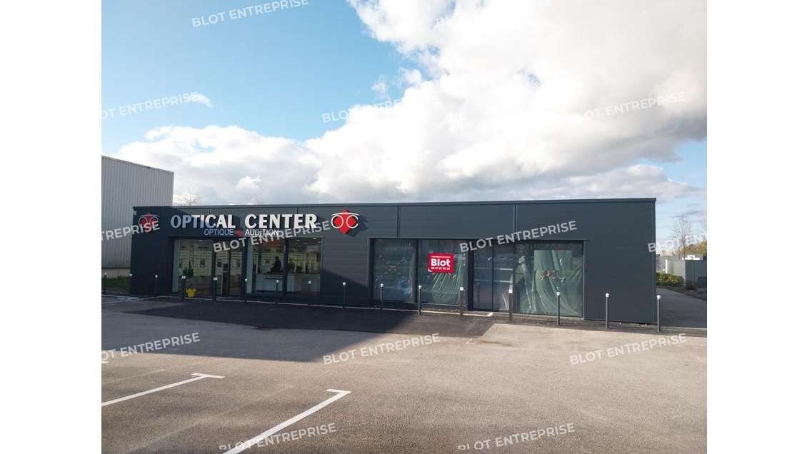 A louer local commercial 300m² à Locminé/Bignan