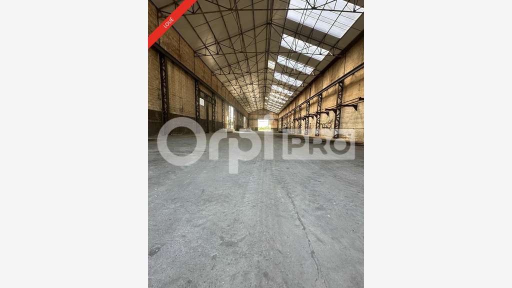 Location entrepôt 1100m² Bardy Zone Industrielle