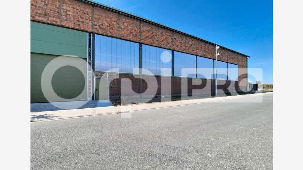 Entrepôt 470m² à louer ZI de Billy-sur-Aisne