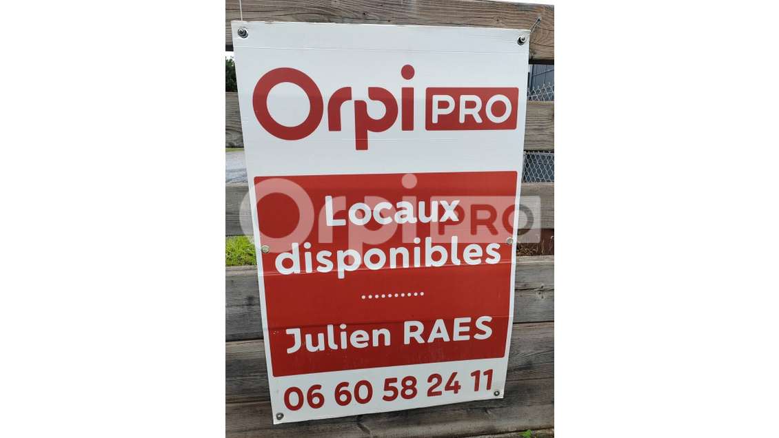 Local d'activité 70m² à louer zone de Biscarrosse