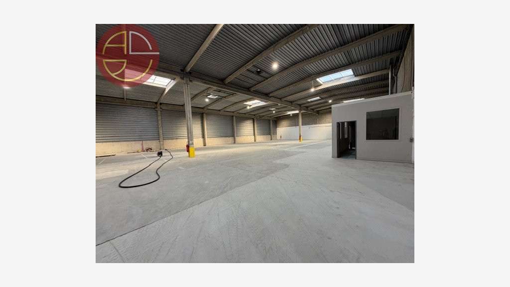 A louer entrepôt 1050m² empl stratégique à Blagnac