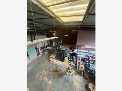 Entrepôt bureaux de 600m² à louer à Blagnac