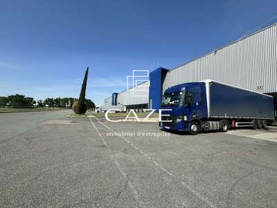 Location Locaux d'activités - Entrepôts à Blanquefort