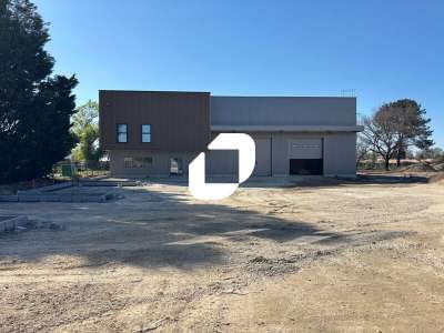 Location Locaux d'activités - Entrepôts à Blanquefort