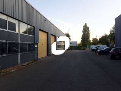 Location Locaux d'activités - Entrepôts à Bobigny