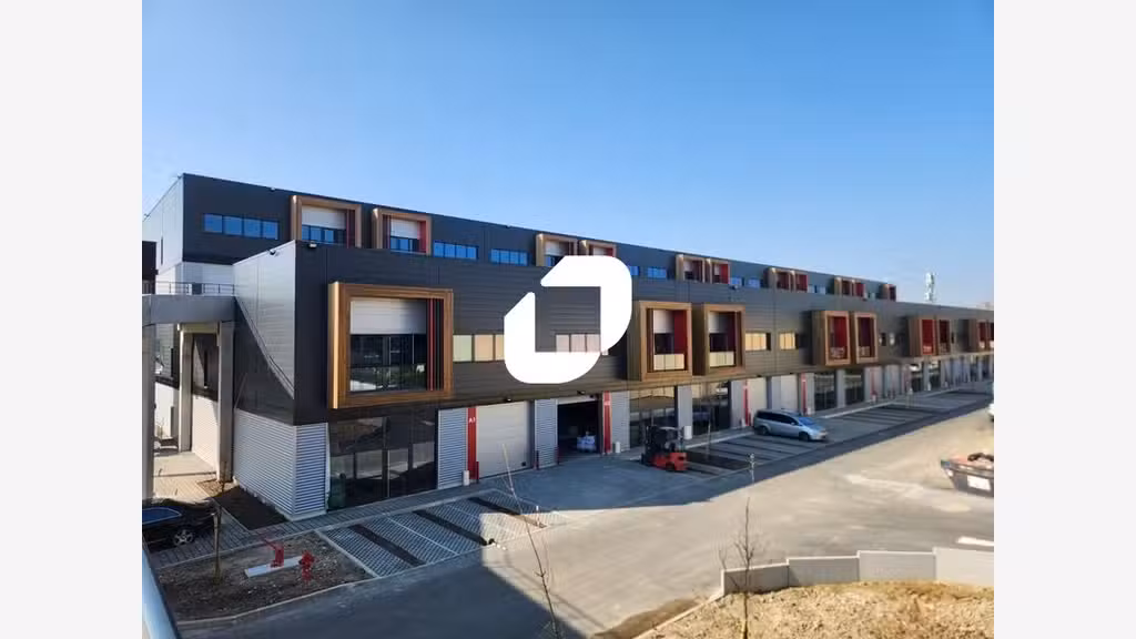 A louer Local d'activité 8032m² Bobigny