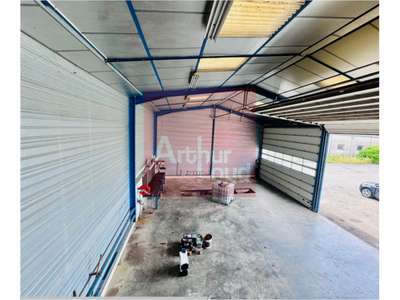 Location Locaux d'activités - Entrepôts à Boé